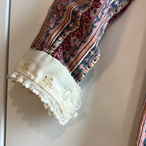 Striped Long Sleeve Baby Dress with Lace Collar - handmade - Picture 2 of 7